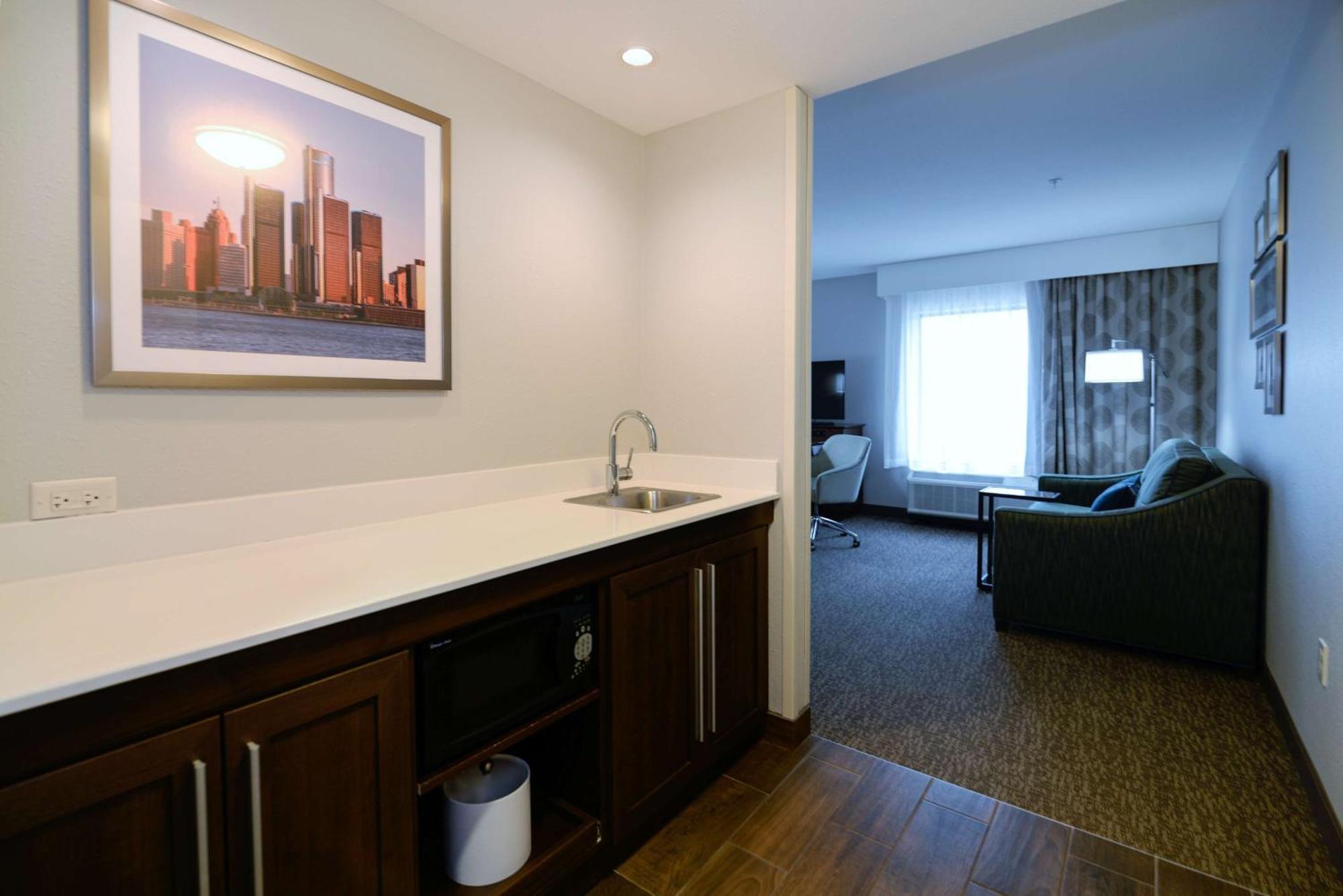 Hampton Inn Brighton Mi Zewnętrze zdjęcie