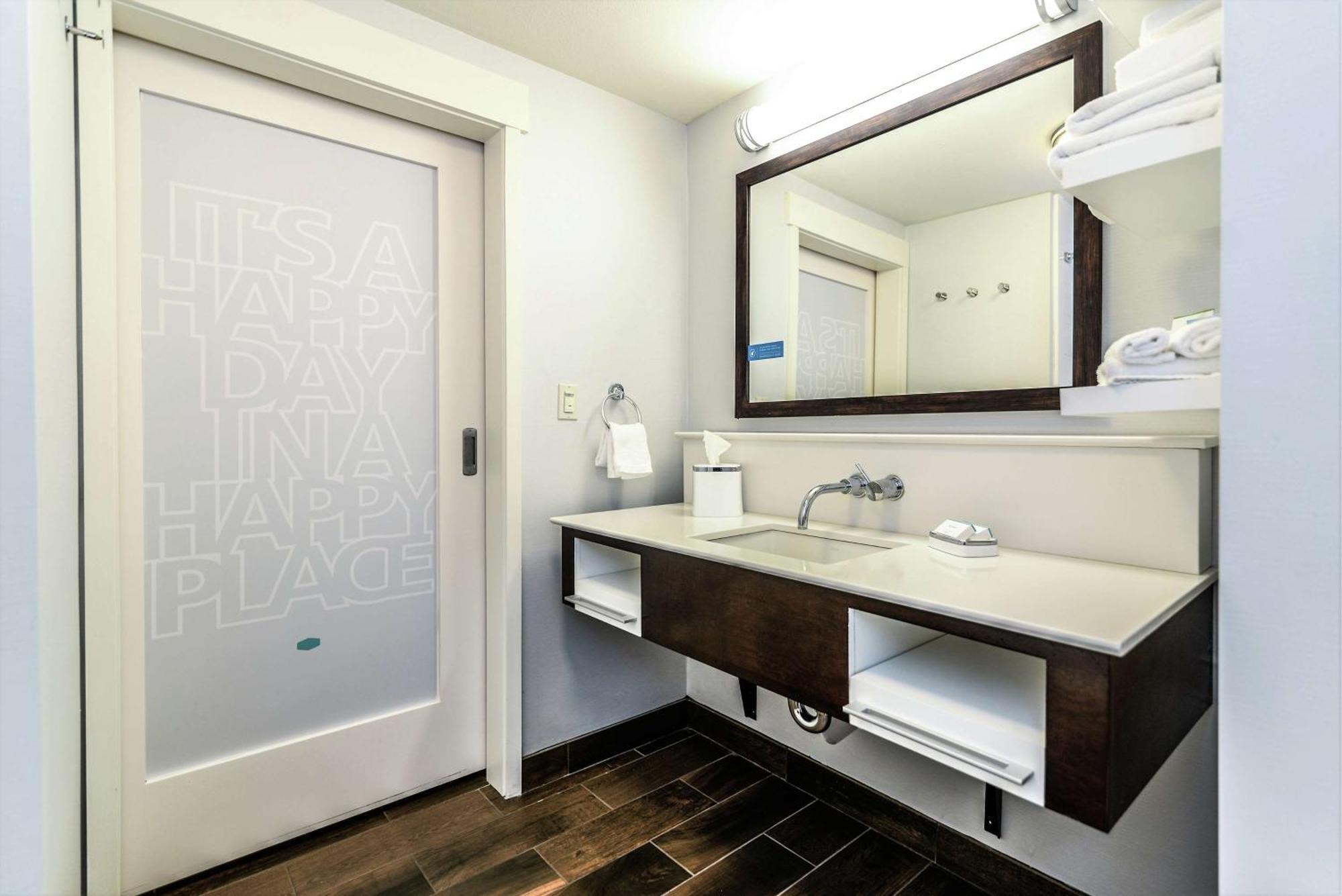 Hampton Inn Brighton Mi Zewnętrze zdjęcie