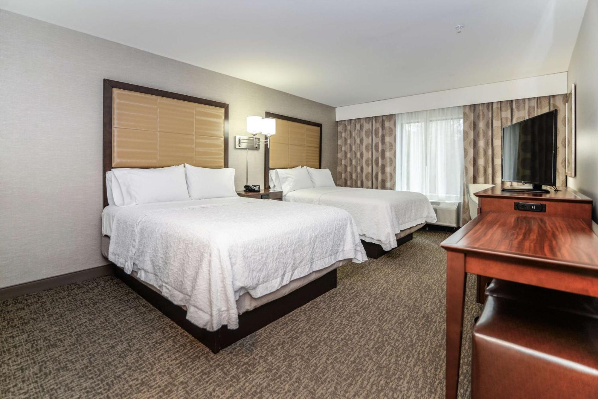 Hampton Inn Brighton Mi Zewnętrze zdjęcie