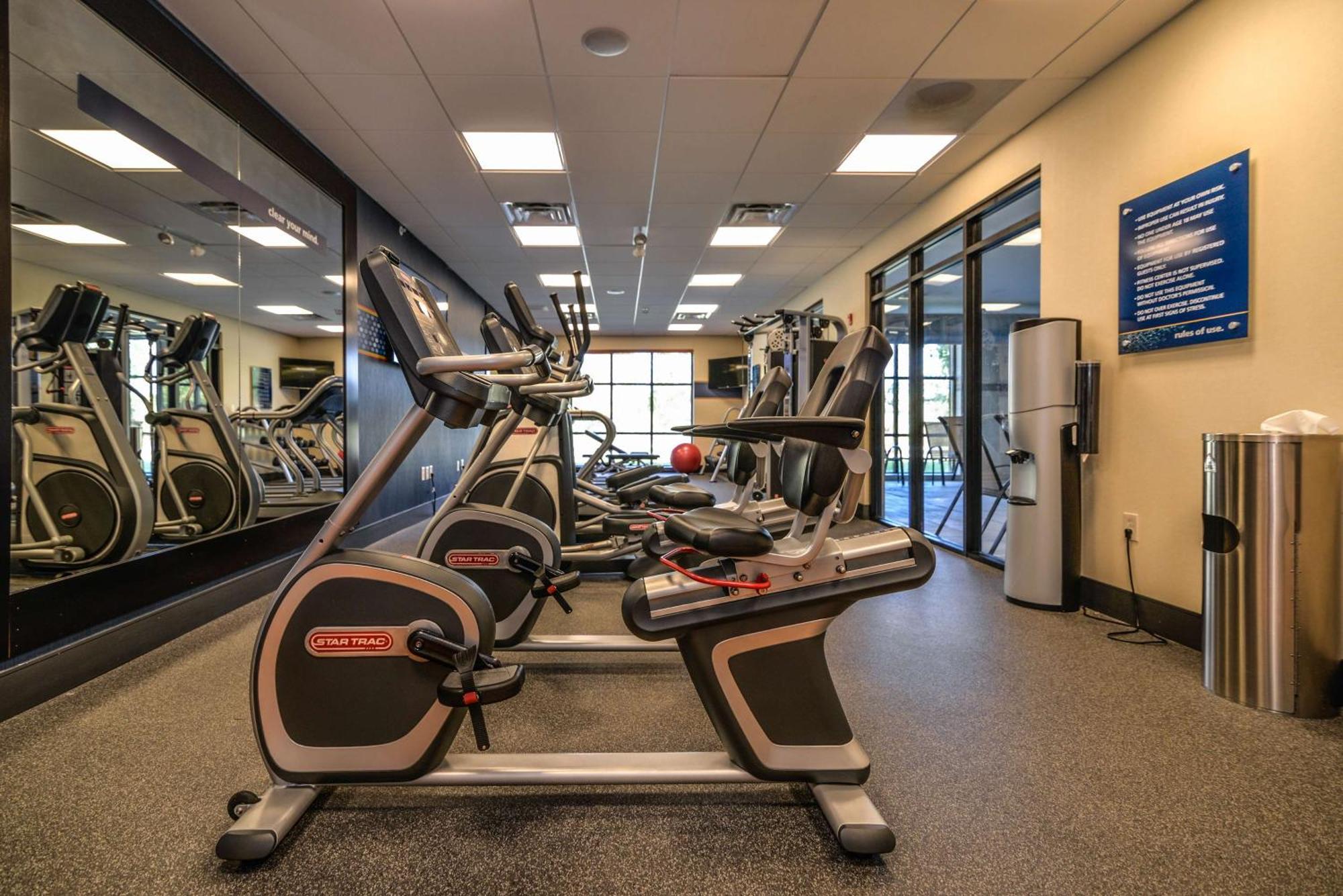 Hampton Inn Brighton Mi Zewnętrze zdjęcie