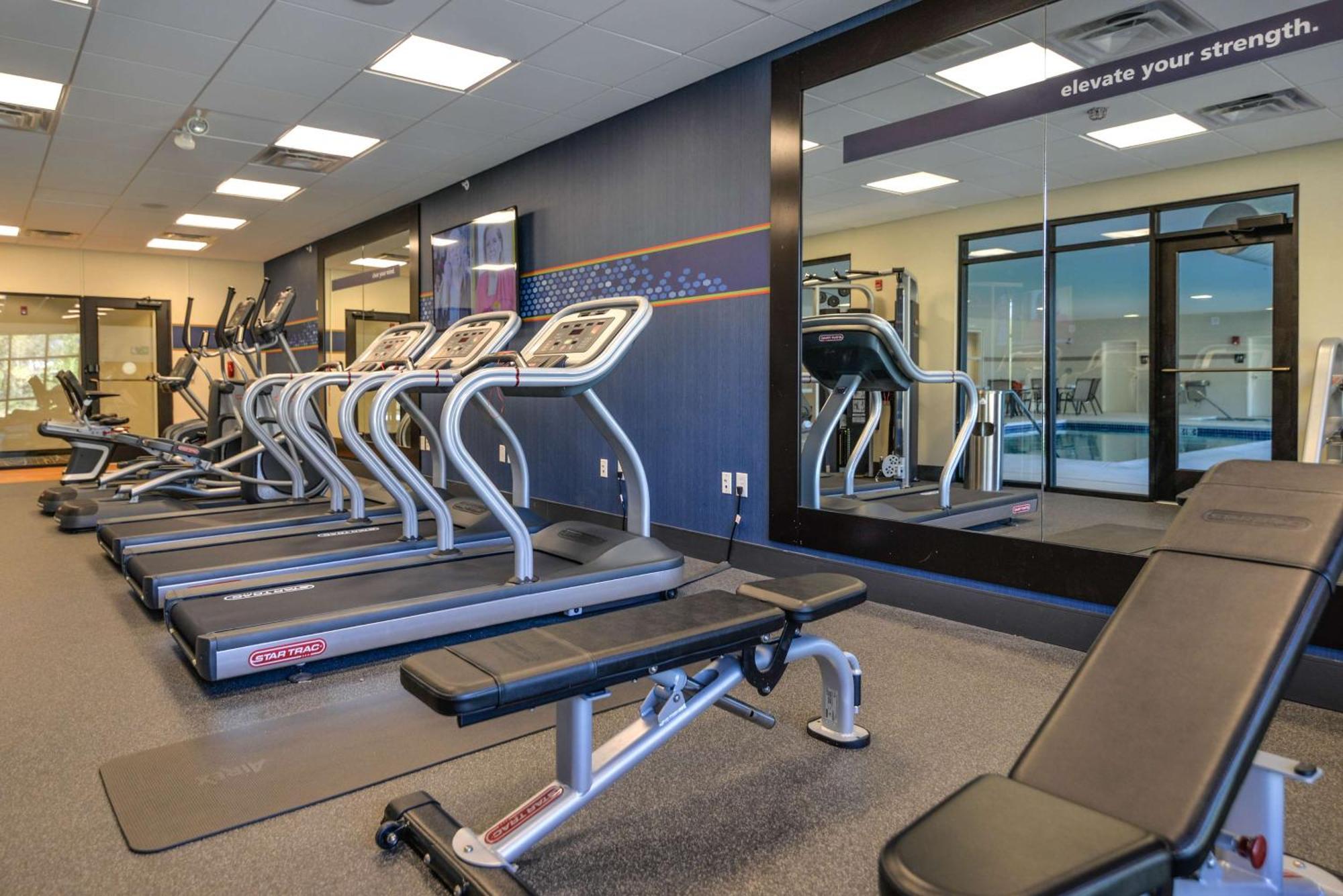 Hampton Inn Brighton Mi Zewnętrze zdjęcie